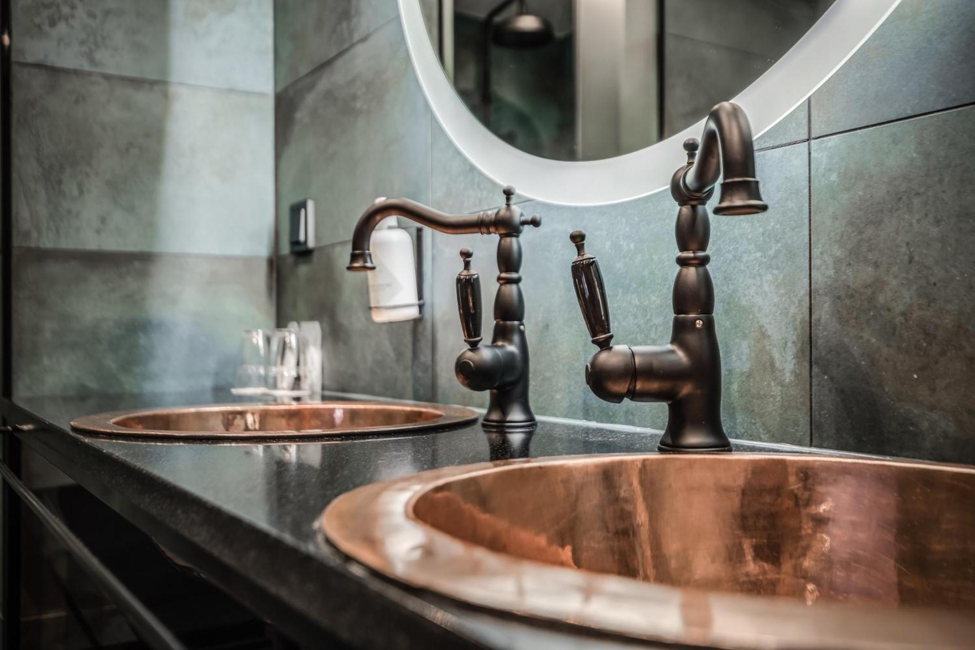 Hoegbo Brukshotell & Spa Sandviken Luaran gambar